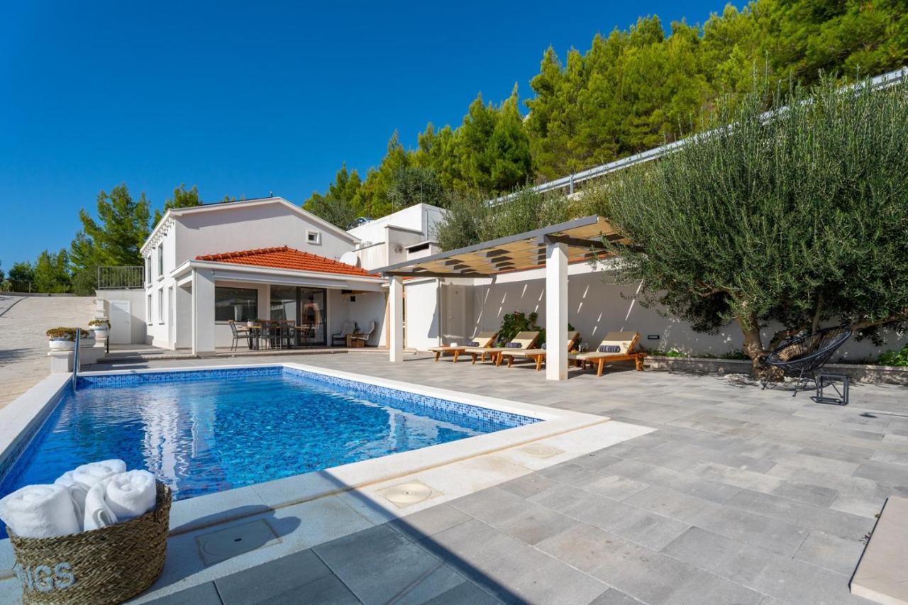 Villa Dream With Private Pool, 2 Bedrooms With En-Suite Bathrooms, Sea View Omiš Buitenkant foto