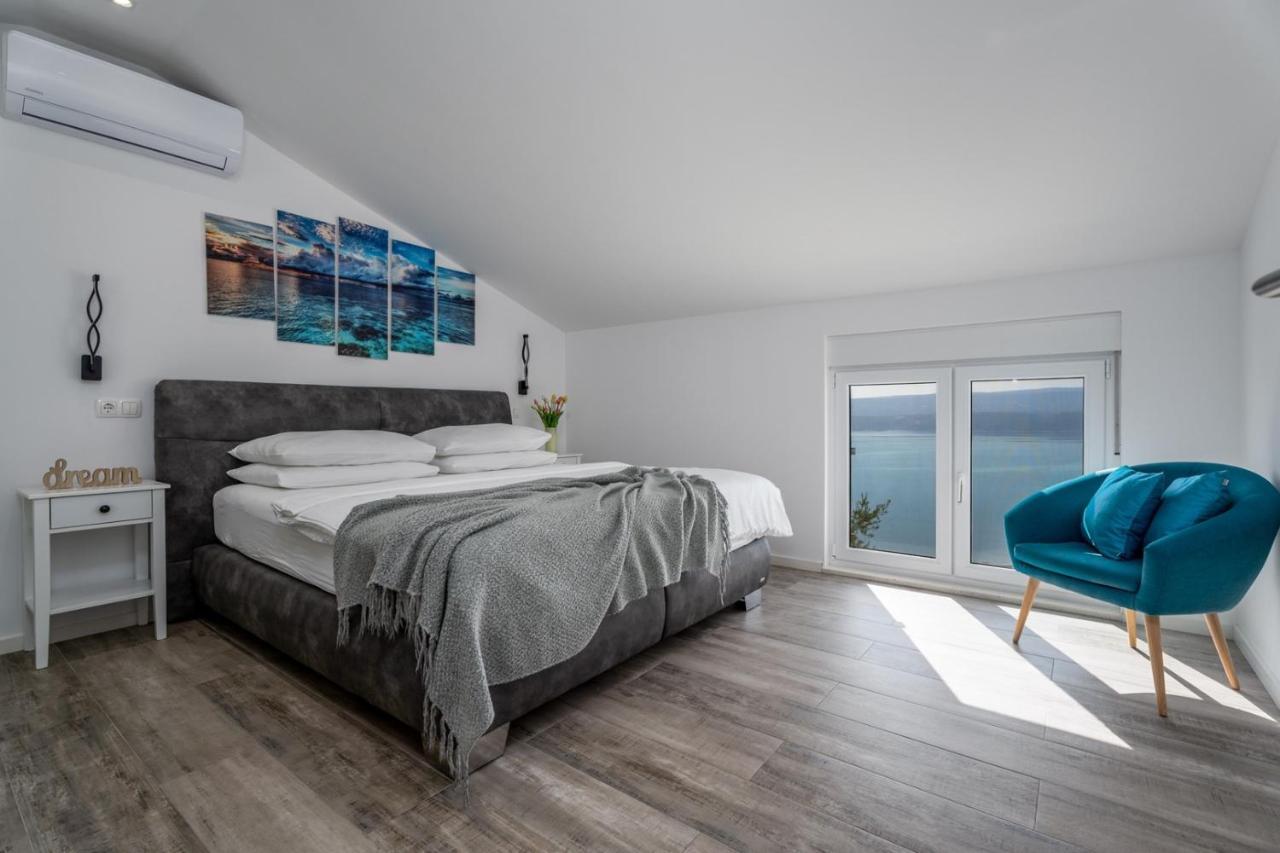 Villa Dream With Private Pool, 2 Bedrooms With En-Suite Bathrooms, Sea View Omiš Buitenkant foto