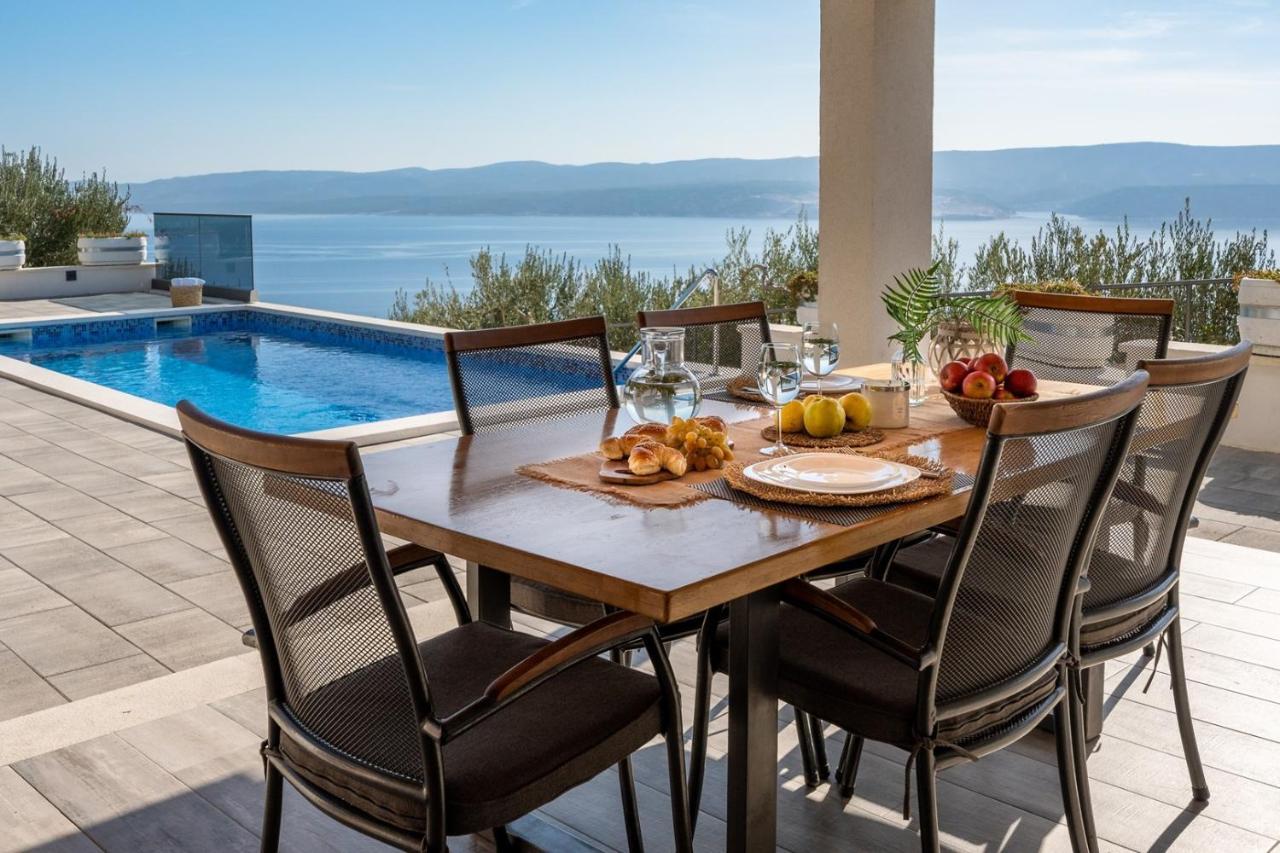 Villa Dream With Private Pool, 2 Bedrooms With En-Suite Bathrooms, Sea View Omiš Buitenkant foto